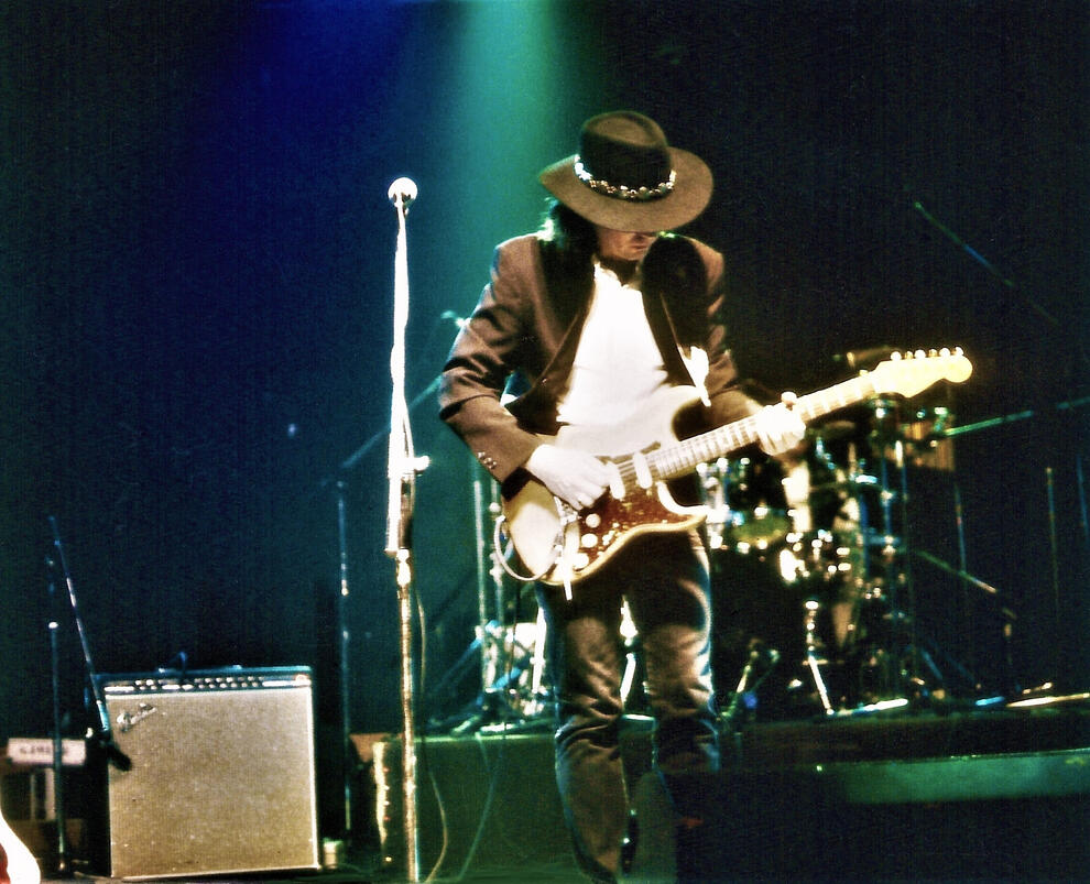 Boogie Ya Na Ho, by Gerry Joe Weise